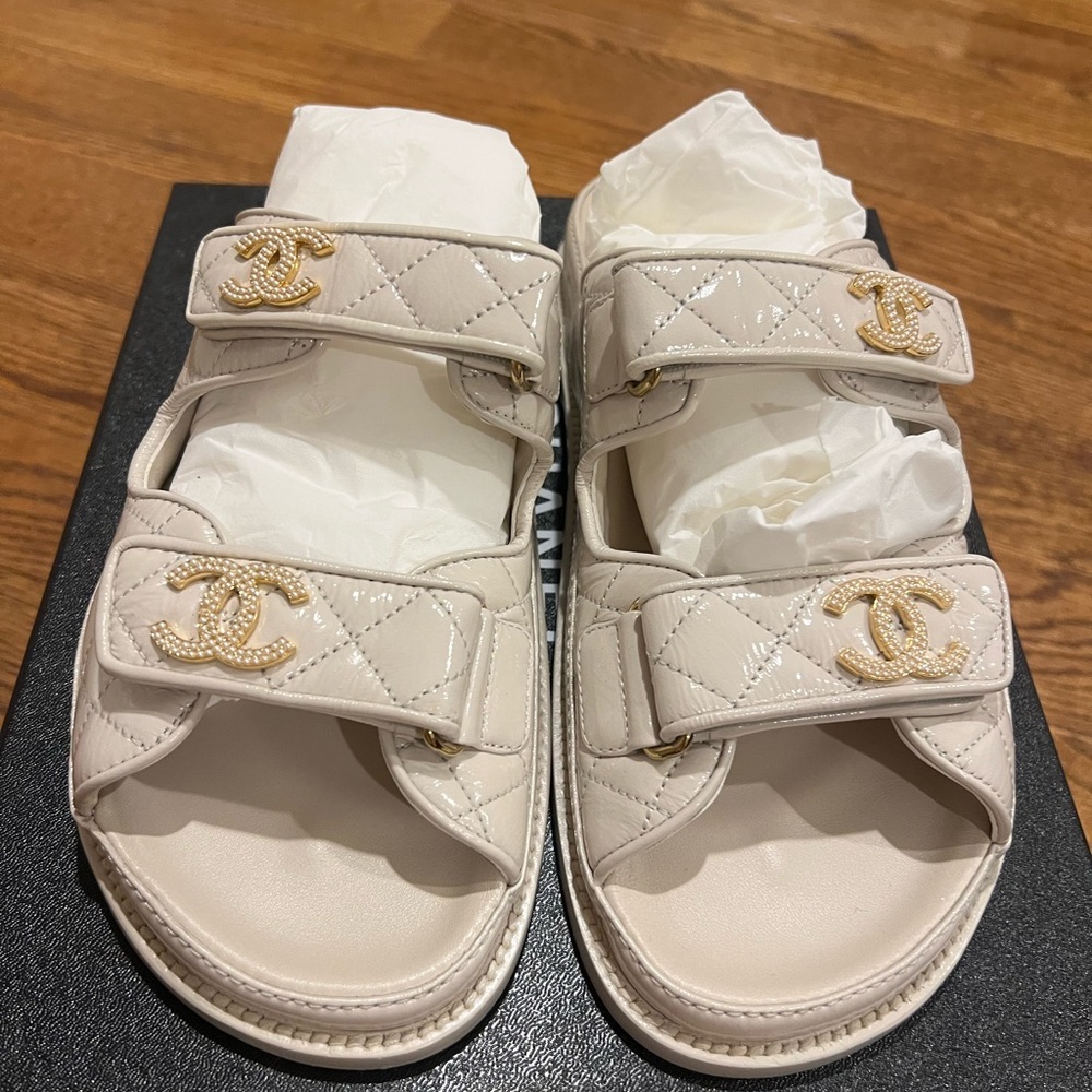 Chanel Dad sandals Off white color size 38.5